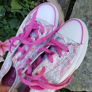 AIRWALK Floral Canvas Kids Casual SNEAKERS SZ 3.5 GIRLS EUC
